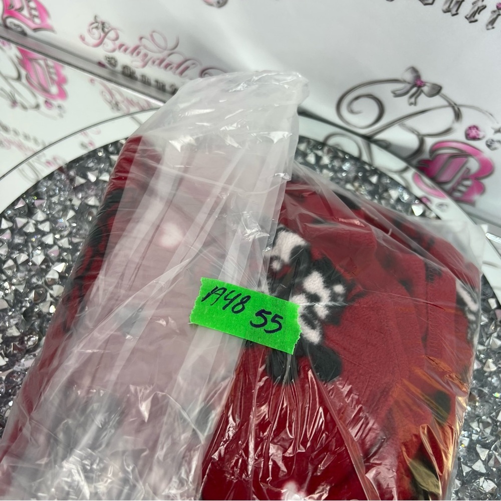 Disney button up fleece hearts love soft Red Pajama Top with Mickey and Minnie - Picture 10 of 10